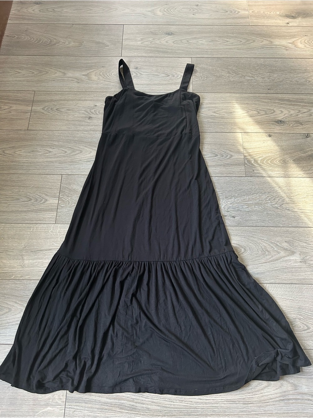 T Tahari Tiered Hem Black Jersey Knit Midi Dress Size Large New